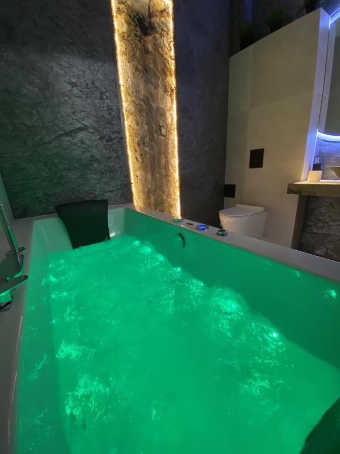 Silver Shine Jacuzzi Cracovia Exterior foto