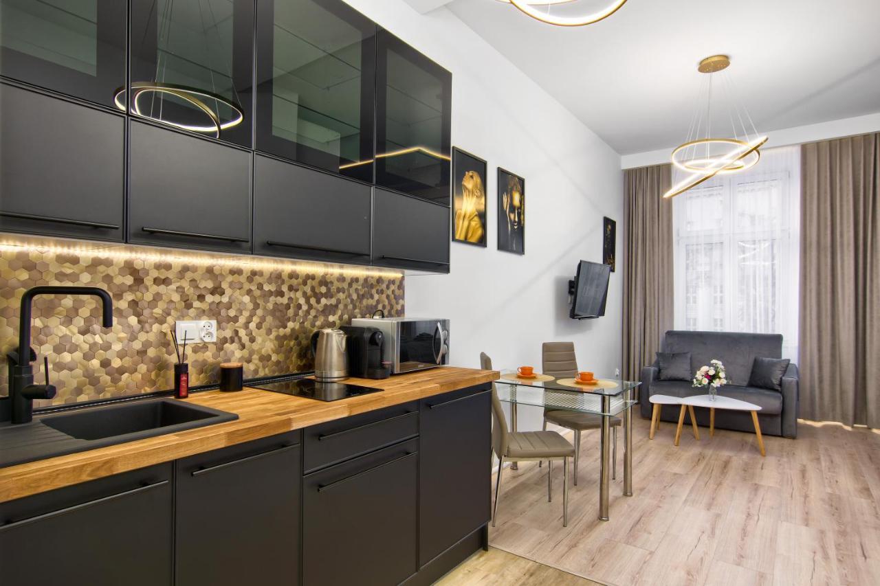 Silver Shine Jacuzzi Cracovia Exterior foto